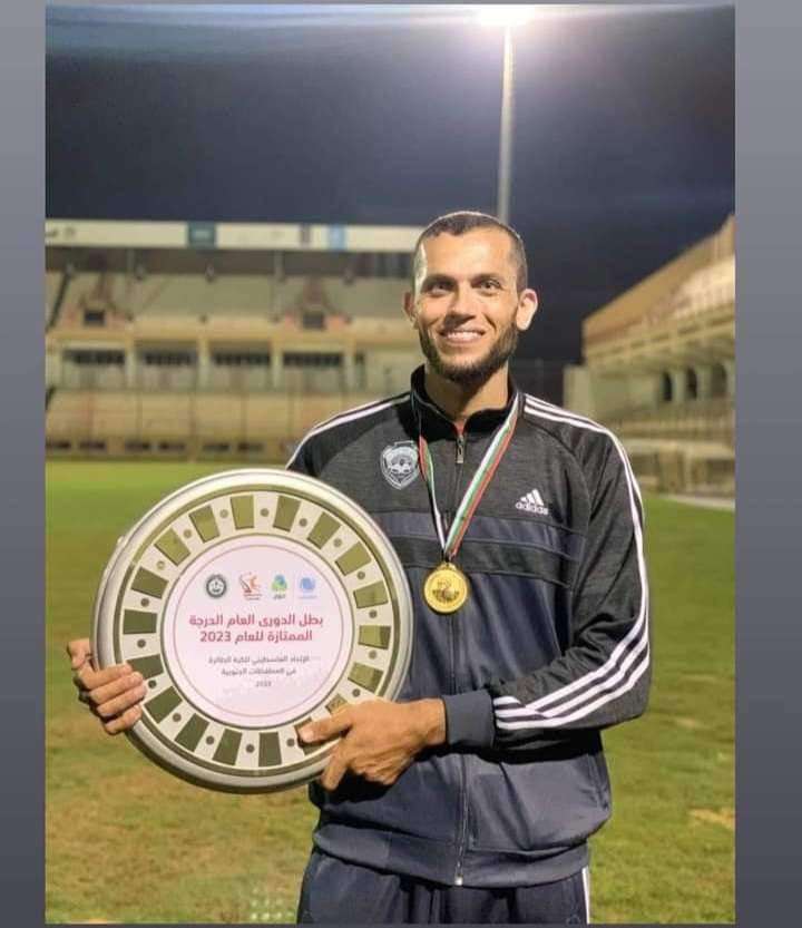 شهيد استشهاد أحمد عبيد غزة الرياضي كرة الطائرة غزة